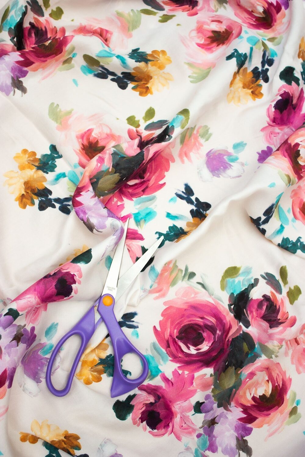 Camille Fabric with scissors - Orchard Moon